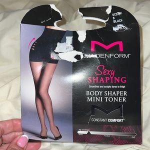🛍️ Maidenform NIB Sexy Shaping Pantyhose